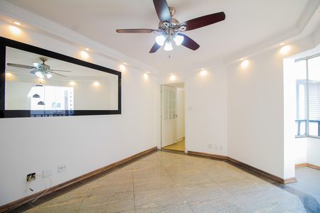 Apartamento à venda com 147m², 3 quartos e 1 vaga Apartamento à venda com 147m², 3 quartos e 1 vagaSala