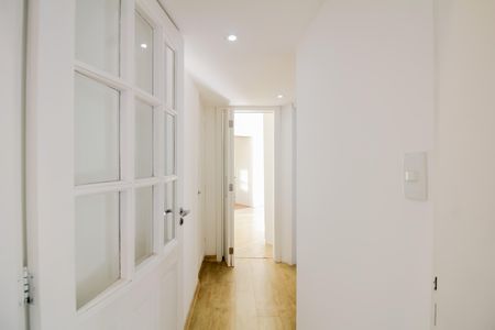 Apartamento à venda com 147m², 3 quartos e 1 vaga Apartamento à venda com 147m², 3 quartos e 1 vagaSala