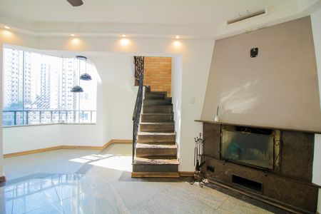 Apartamento à venda com 147m², 3 quartos e 1 vaga Apartamento à venda com 147m², 3 quartos e 1 vagaSala
