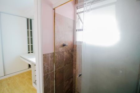 Apartamento à venda com 147m², 3 quartos e 1 vaga Apartamento à venda com 147m², 3 quartos e 1 vagaBanheiro da Suíte