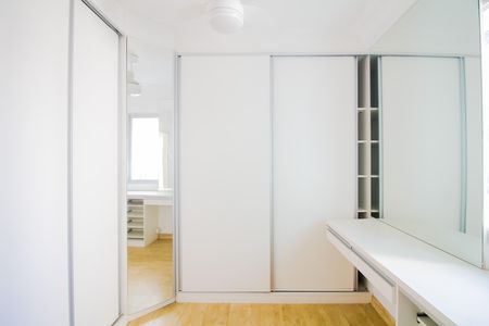 Apartamento à venda com 147m², 3 quartos e 1 vaga Apartamento à venda com 147m², 3 quartos e 1 vagaSuíte