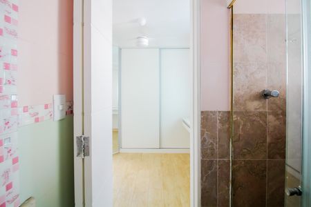 Apartamento à venda com 147m², 3 quartos e 1 vaga Apartamento à venda com 147m², 3 quartos e 1 vagaBanheiro da Suíte