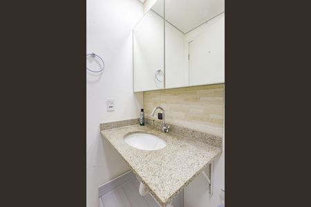 Apartamento à venda com 32m², 2 quartos e sem vagaBanheiro