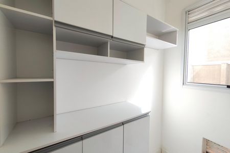 Apartamento à venda com 100m², 2 quartos e 1 vagaÁrea de Serviço
