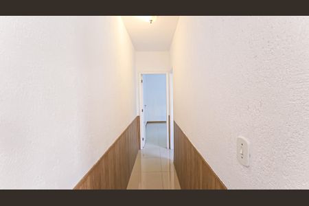 Corredor de apartamento à venda com 4 quartos, 160m² em Pilares, Rio de Janeiro