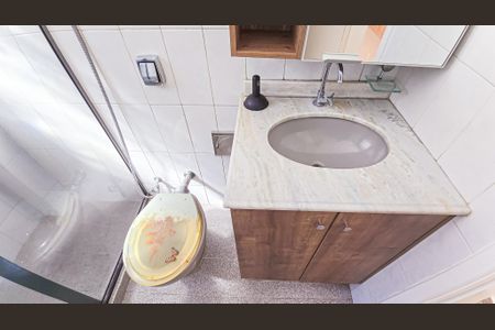 Casa à venda com 160m², 4 quartos e 2 vagasBanheiro