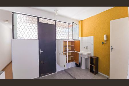Casa à venda com 160m², 4 quartos e 2 vagasÁrea de Serviço