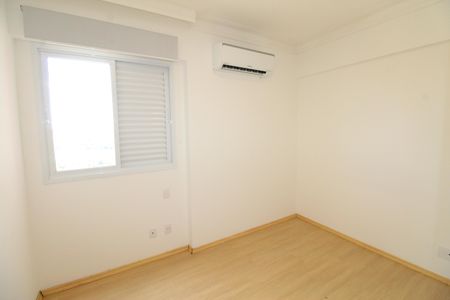 Quarto 1 de apartamento para alugar com 2 quartos, 64m² em Urbanova, São José dos Campos