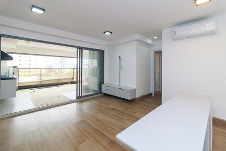 Sala de apartamento à venda com 3 quartos, 137m² em Jardim das Acacias, São Paulo