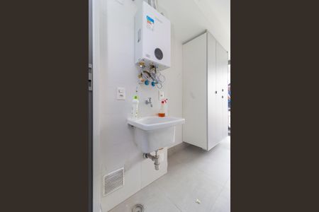 Apartamento para alugar com 137m², 3 quartos e 2 vagas Apartamento para alugar com 137m², 3 quartos e 2 vagasÁrea de Serviço