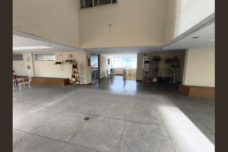 Apartamento à venda com 82m², 2 quartos e sem vagaÁrea comum