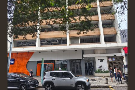 Apartamento à venda com 82m², 2 quartos e sem vagaFachada