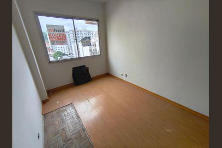 Apartamento à venda com 82m², 2 quartos e sem vagaSuíte