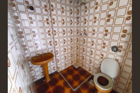 Apartamento à venda com 82m², 2 quartos e sem vagaBanheiro Social