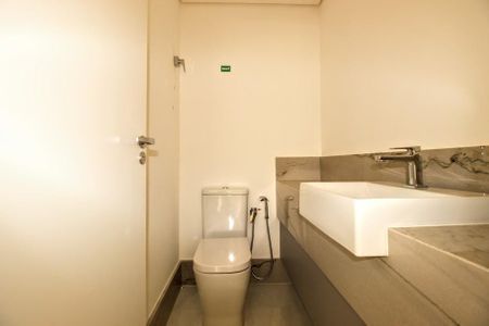 Apartamento à venda com 107m², 3 quartos e 3 vagasBanheiro 3