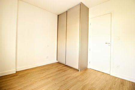 Apartamento à venda com 107m², 3 quartos e 3 vagasQuarto 2