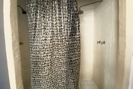 Apartamento à venda com 240m², 3 quartos e sem vagaBanheiro social