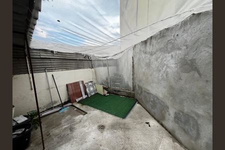 Casa à venda com 80m², 3 quartos e sem vagaQuintal