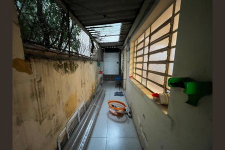 Casa à venda com 80m², 3 quartos e sem vagaCorredor