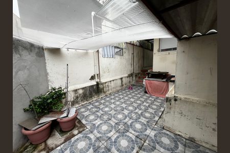 Casa à venda com 80m², 3 quartos e sem vagaQuintal