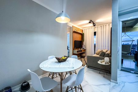 Apartamento à venda com 59m², 2 quartos e 1 vagaSala de Jantar