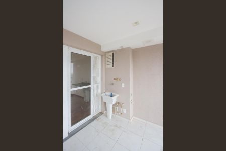 Apartamento para alugar com 82m², 3 quartos e 1 vagaÁrea de Serviço