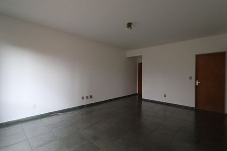 Apartamento para alugar com 93m², 3 quartos e 1 vaga Apartamento para alugar com 93m², 3 quartos e 1 vagaSala