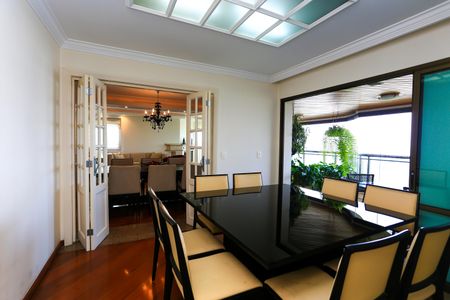 Apartamento à venda com 245m², 4 quartos e 4 vagasSala de Jantar