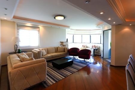 Apartamento à venda com 245m², 4 quartos e 4 vagasSala