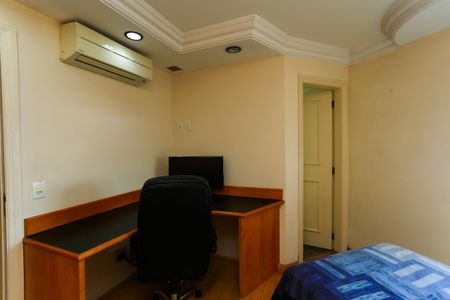 Apartamento à venda com 245m², 4 quartos e 4 vagasSuíte 1