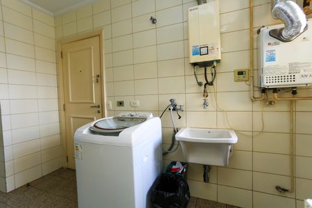 Apartamento à venda com 245m², 4 quartos e 4 vagasÁrea de Serviço