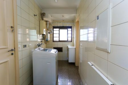 Apartamento à venda com 245m², 4 quartos e 4 vagasÁrea de Serviço