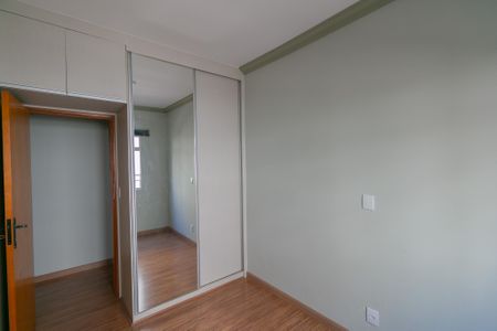 Apartamento à venda com 55m², 2 quartos e 1 vagaQuarto