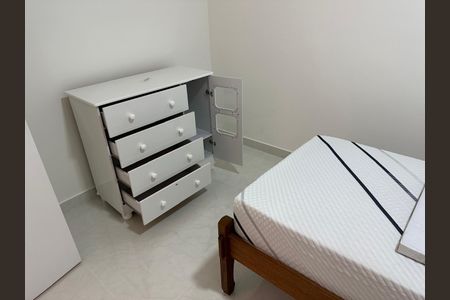 Apartamento à venda com 76m², 2 quartos e 1 vagaQuarto