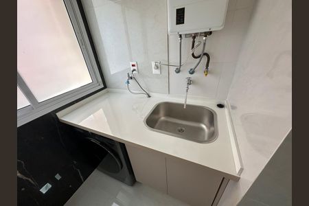 Apartamento à venda com 76m², 2 quartos e 1 vagaÁrea de Serviço