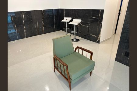 Apartamento à venda com 76m², 2 quartos e 1 vagaSala