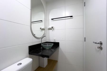 Apartamento para alugar com 34m², 2 quartos e sem vaga Apartamento para alugar com 34m², 2 quartos e sem vagaBanheiro