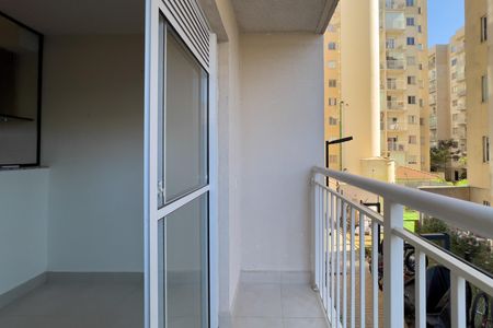 Apartamento para alugar com 34m², 2 quartos e sem vaga Apartamento para alugar com 34m², 2 quartos e sem vagaVaranda