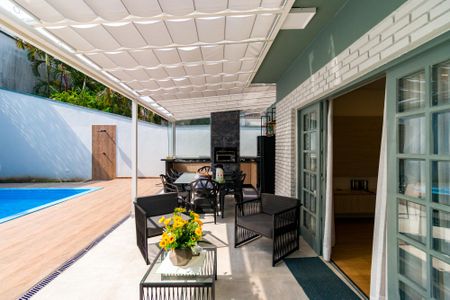 Casa para alugar com 397m², 4 quartos e 6 vagasÁrea comum