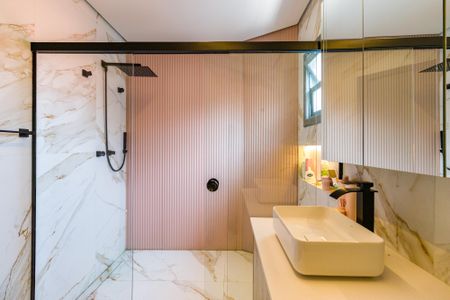 Casa para alugar com 397m², 4 quartos e 6 vagasBanheiro da Suíte 3