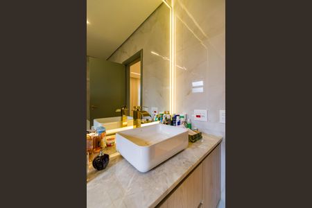 Casa para alugar com 397m², 4 quartos e 6 vagasBanheiro da Suíte 4