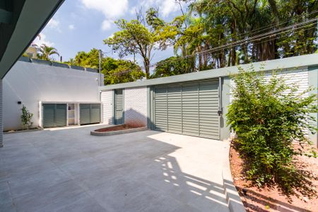 Casa para alugar com 397m², 4 quartos e 6 vagasÁrea comum