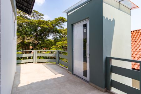 Casa para alugar com 397m², 4 quartos e 6 vagasCorredor