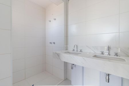 Apartamento à venda com 176m², 3 quartos e 2 vagasBanheiro da Suíte 2