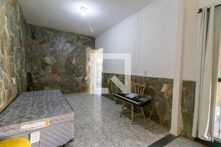 Casa à venda com 400m², 2 quartos e sem vaga