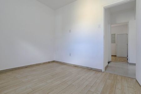 Quarto 1 de casa para alugar com 2 quartos, 90m² em Jardim Santos Dumont Iii, Mogi das Cruzes