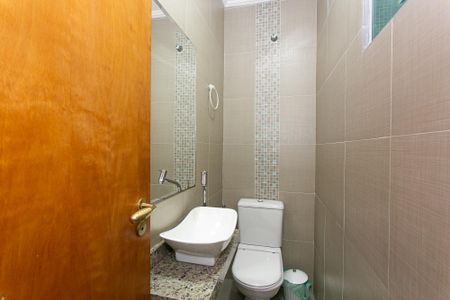 Casa à venda com 105m², 3 quartos e 2 vagasLavabo