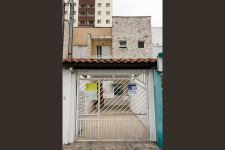 Casa à venda com 105m², 3 quartos e 2 vagasFachada