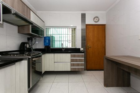 Casa à venda com 105m², 3 quartos e 2 vagasCozinha