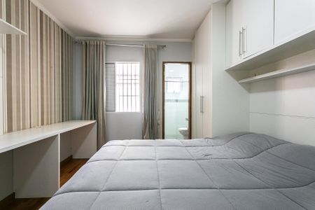 Casa à venda com 105m², 3 quartos e 2 vagasSuíte 1